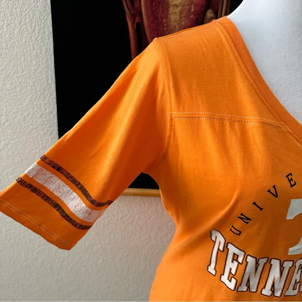 Tennessee Volunteers women’s Russell Athletic Tee - Picture 2 of 4